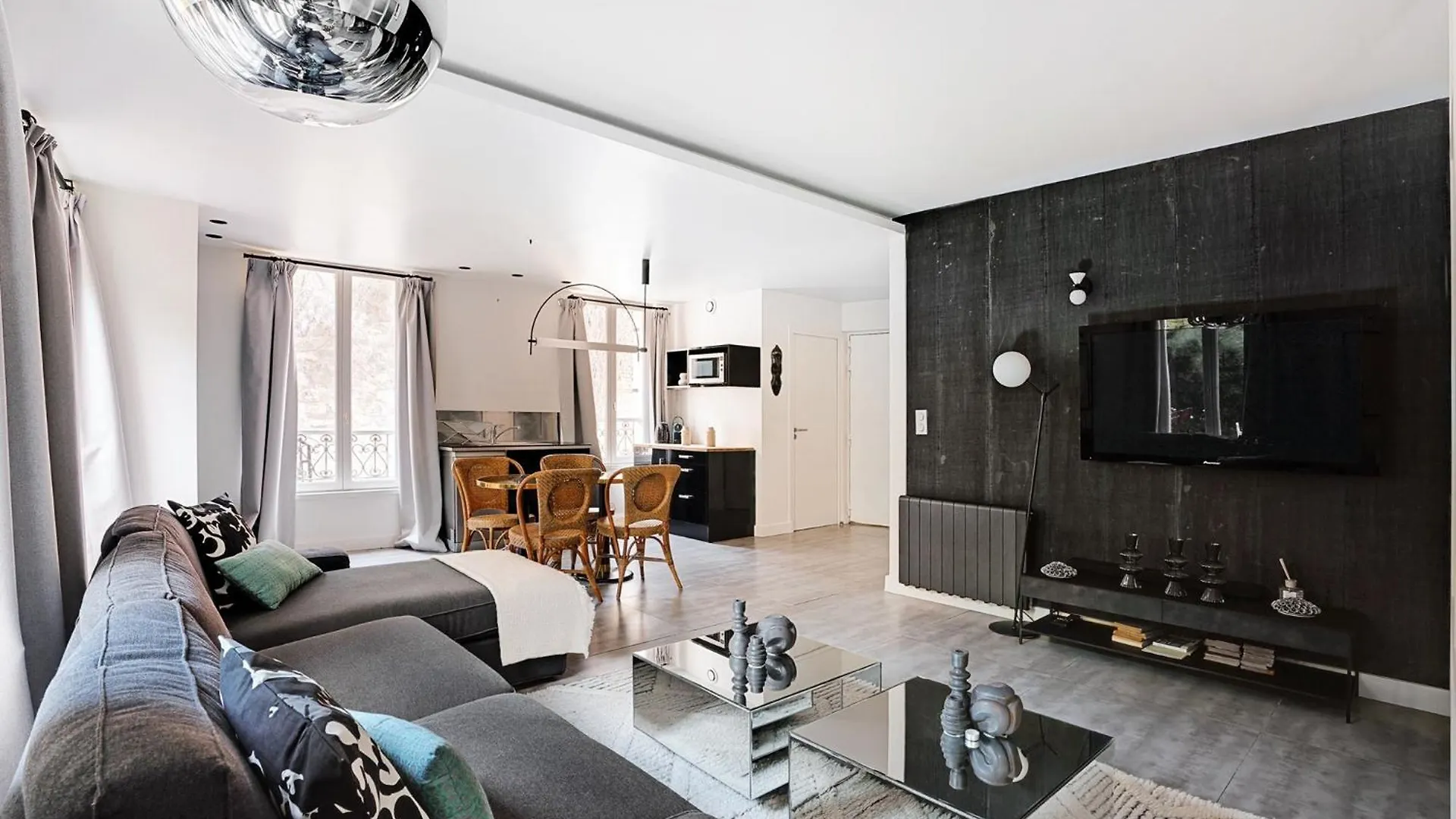 Studio Au Coeur De Montmartre París 0*,